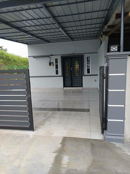 Bandar Springhill - 2