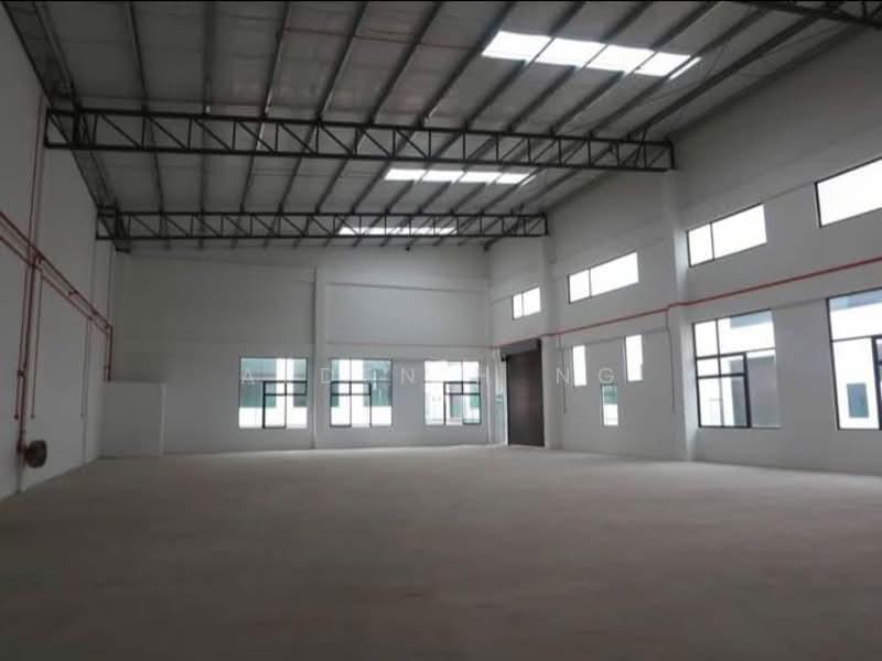 80x180 Semi-Detached Factory @ Setia Business Park - 2