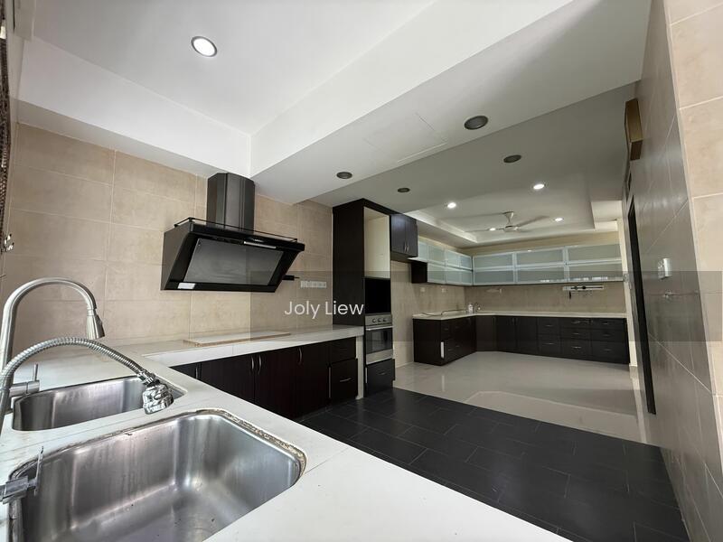 The Peak, Taman Bukit Prima - 2