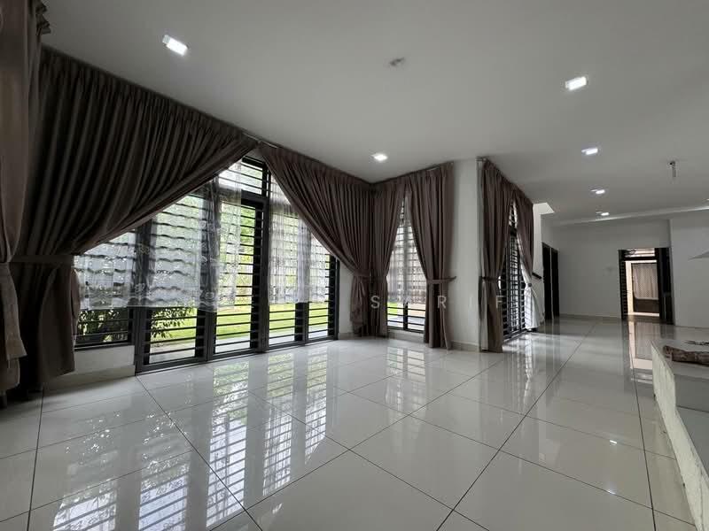 Corner Superlink 2 Storey Laman Glenmarie - 2