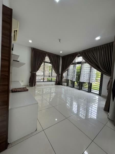 Corner Superlink 2 Storey Laman Glenmarie - 5