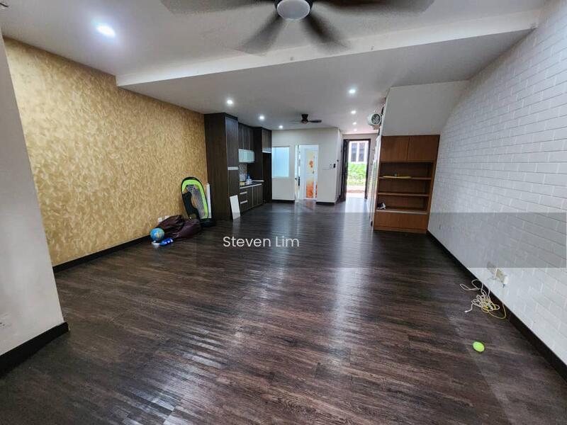 Adora Courtyard Apartments - 4