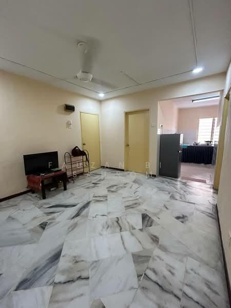 Flat PKNS Section 7 - 5