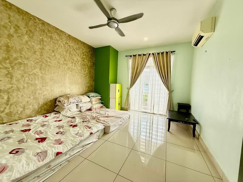 Nusa Idaman Twin Villas II Phase 7D2 - 5