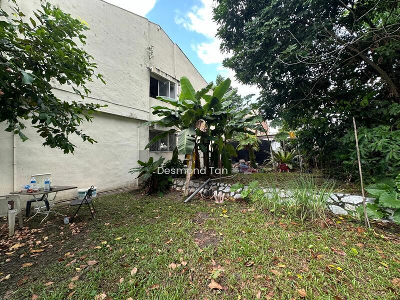 Terrace house at SS2 - 2