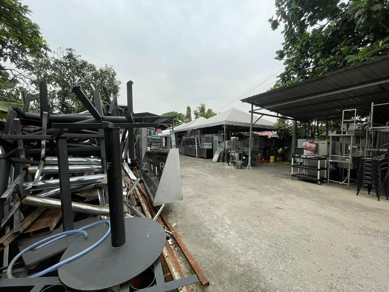 Seksyen 32, Bukit Naga - 2