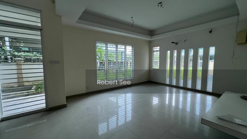 Taman Anggerik Emas - 3