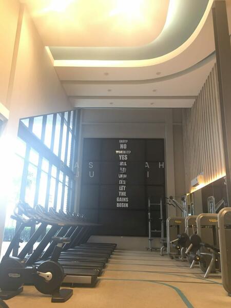 Lakeville Residence - 5