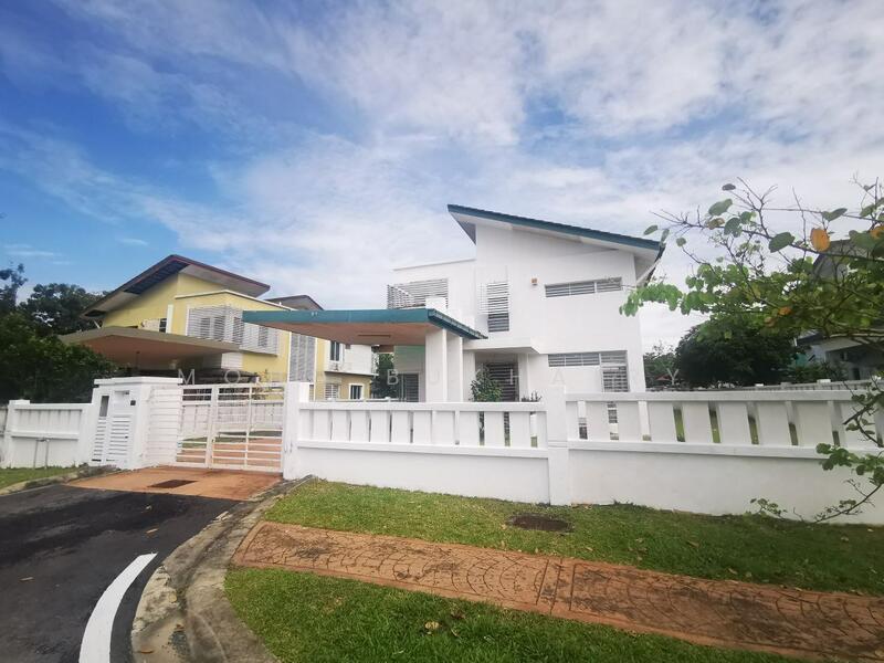 Below Market Enstek Bungalow Matahari 1.5 Storey 6598sf Facing Open - 1