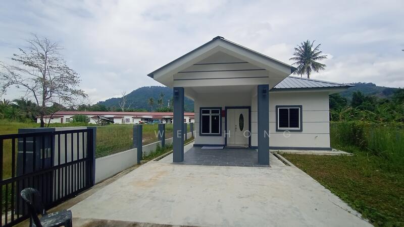 Single Storey Bungalow in Kampung Area, Bukit Mertajam - 1
