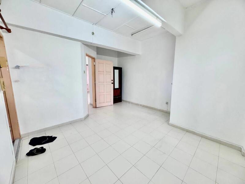 Tampoi Tampois Tampois - 3