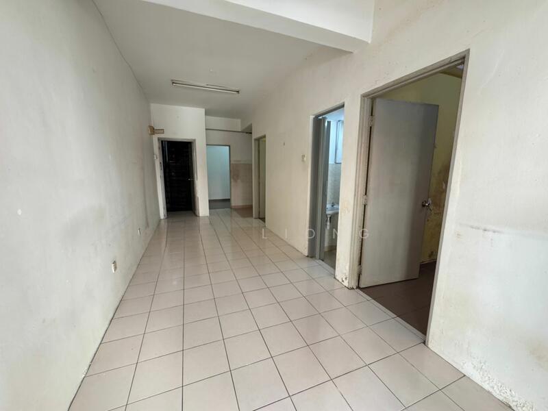 Vista Shop Apartment (Damansara Damai) - 1