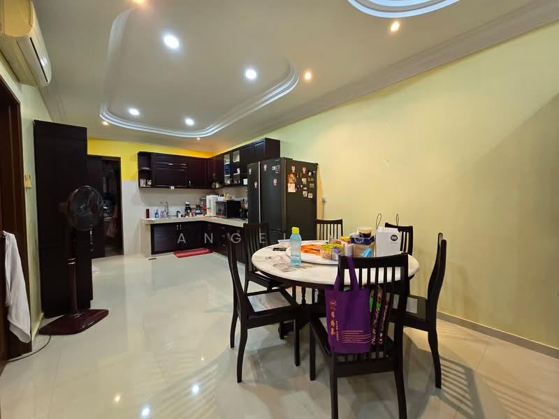 Bukit Sungai Long 3 - 5