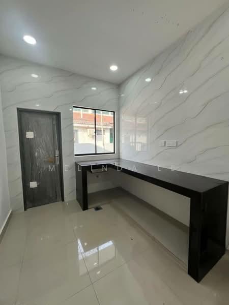 Taman Puteri Wangsa - 2