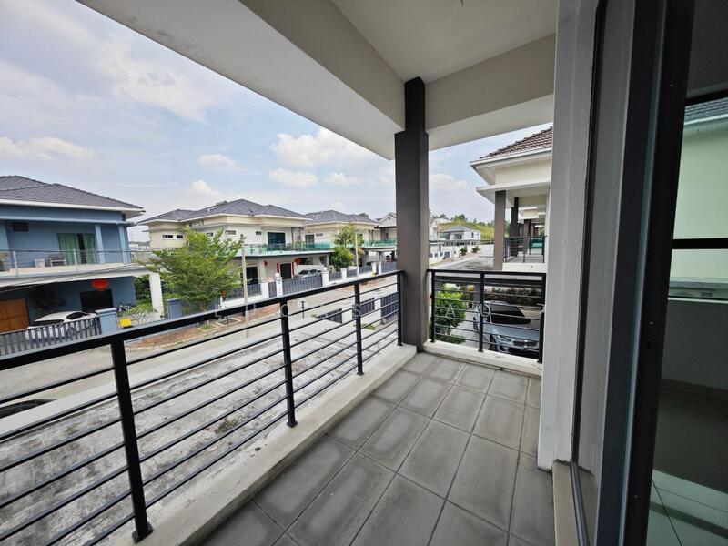 One Meru Residence - 2