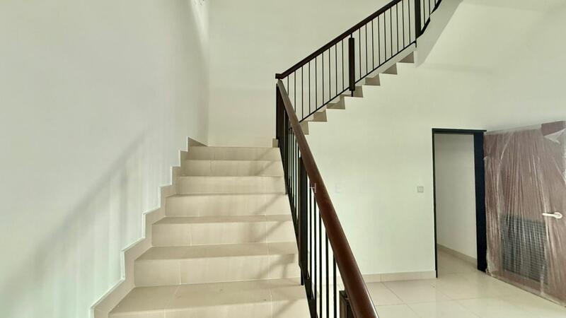 TAMAN IMPIAN EMAS (HONEYDALE RESIDENCE) - 4