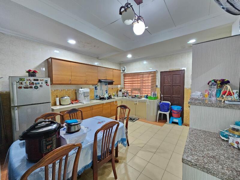 Bandar Tun Hussein Onn - 5