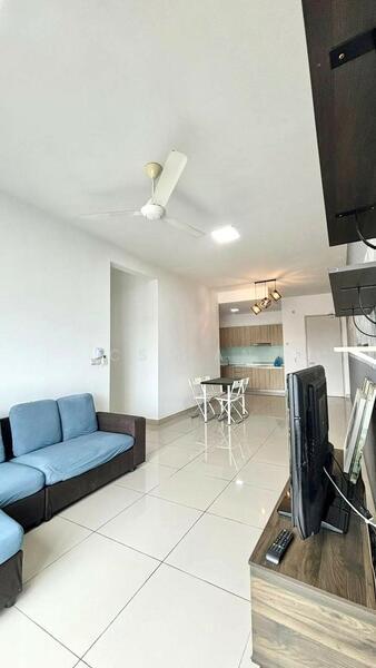 Meridin Bayvue Serviced Apartment - 1