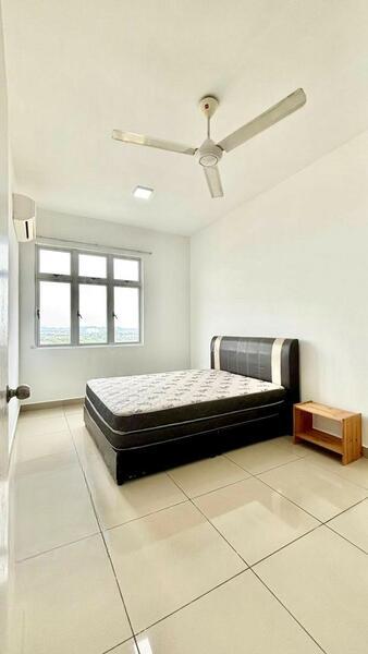 Meridin Bayvue Serviced Apartment - 2