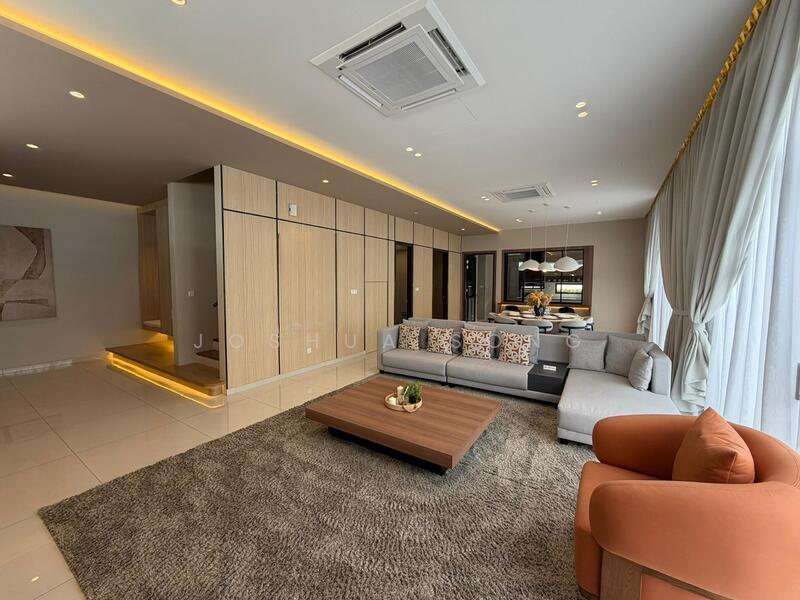 Austin Crest Austin Crest Austins Crests - 4