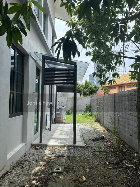 Taman Tun Dr Ismail - 5