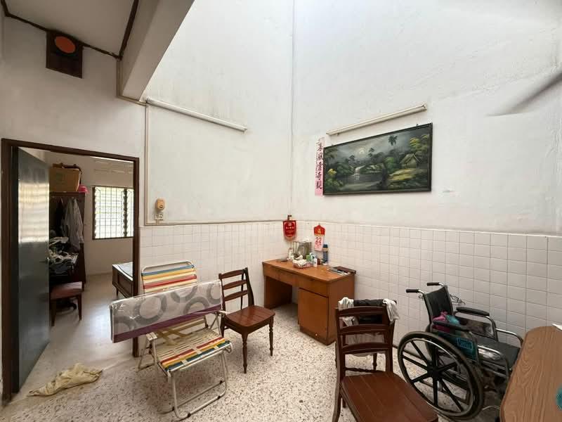 Taman Muzaffar Shah - 4