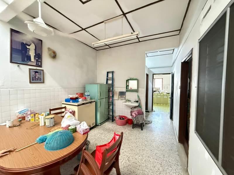 Taman Muzaffar Shah - 3