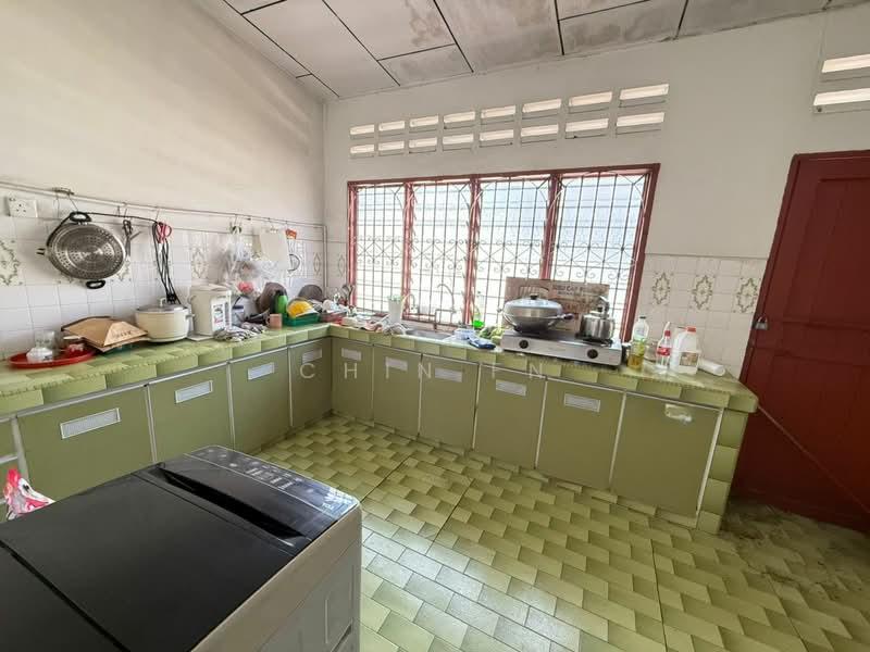 Taman Muzaffar Shah - 5