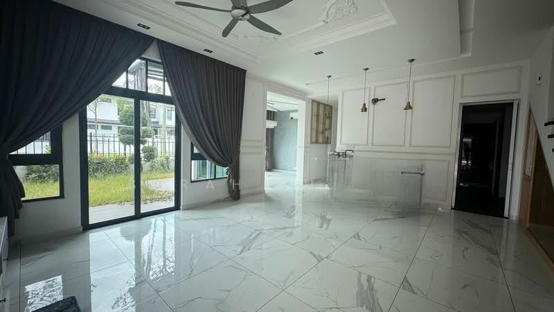 The Davenham Eco Botanic - 1