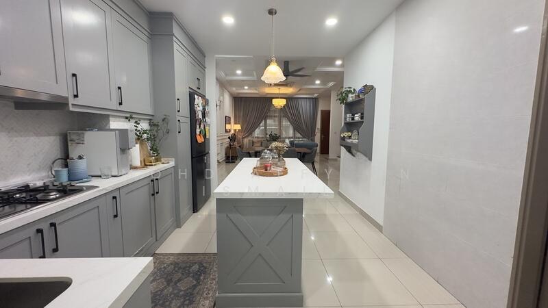 Maple Residence @ Laman View - 2