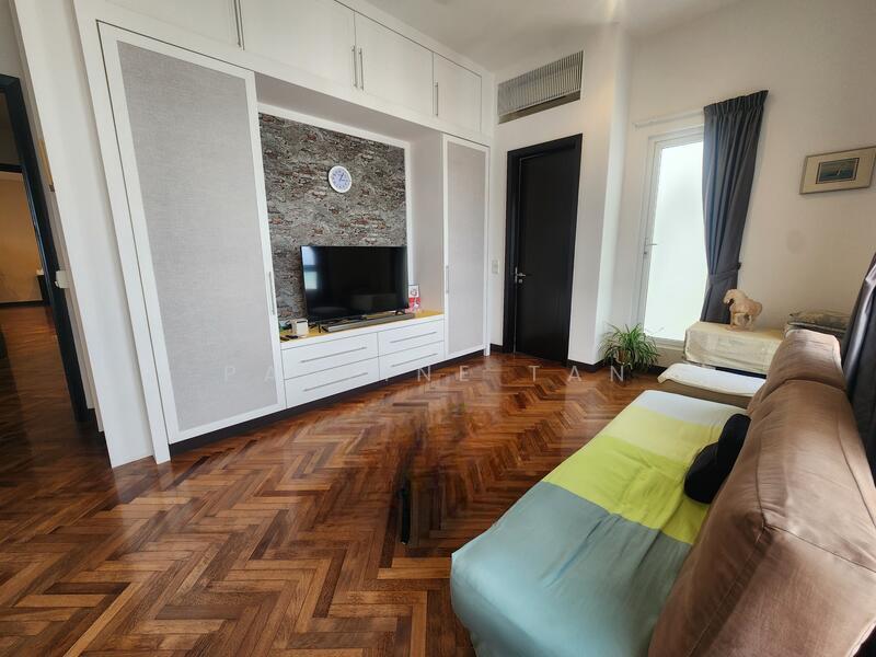 Quayside Condominium - 4