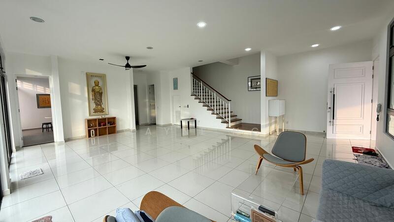 Eco Botanic Corner Lot Unit - 4