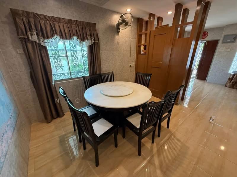 Ipoh Pusing Taman Medan Double Storey Corner House - 3