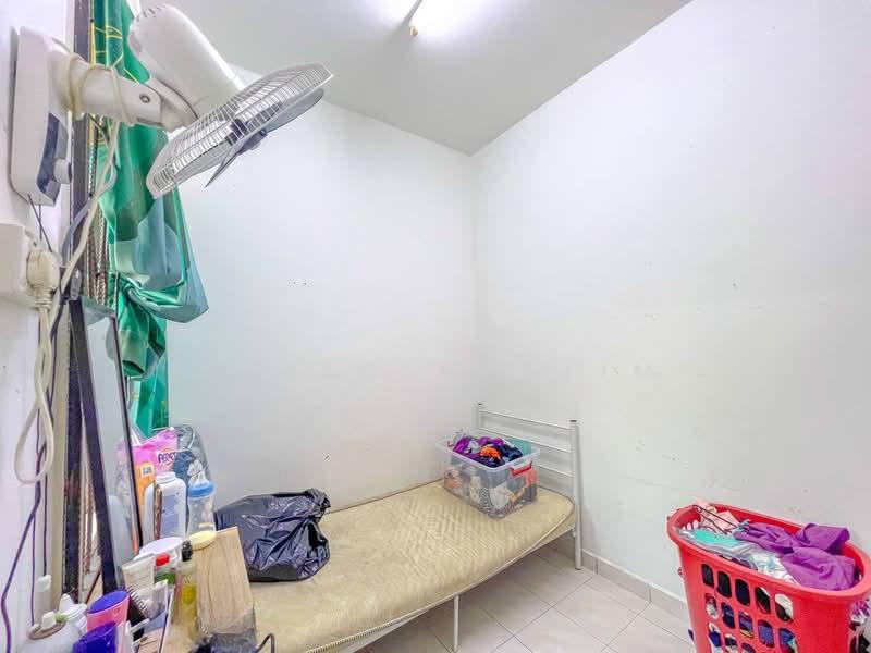 Jalan Alam Suria, Bandar Puncak Alam - 3