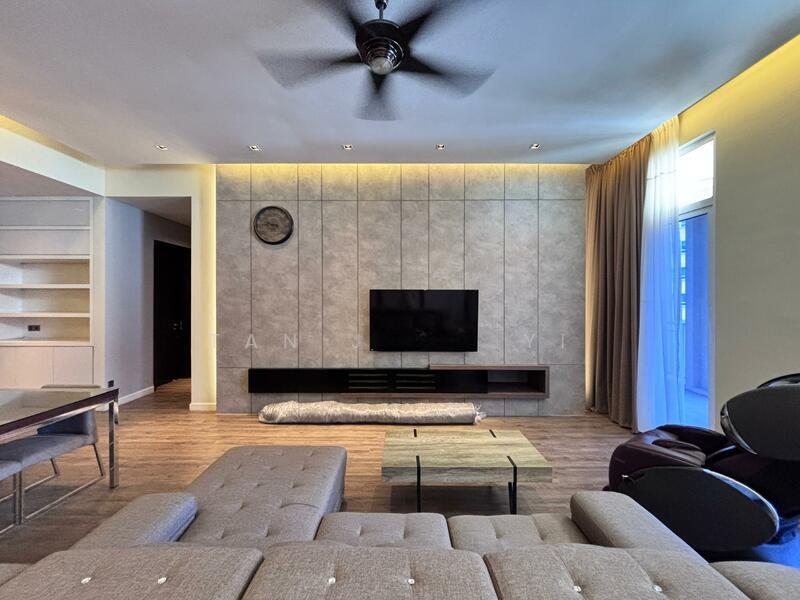 Quayside Seafront Resort Condominiums - 5