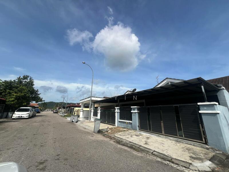 Bandar Baru Kangkar Pulai Jalan Mesra Single Storey Houe - 1