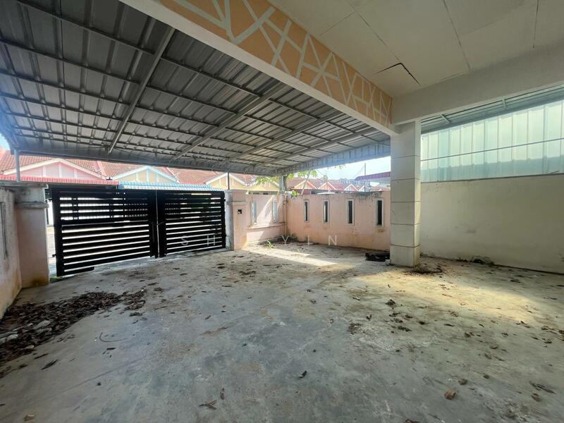 Bandar Baru Kangkar Pulai Jalan Mesra Single Storey Houe - 2