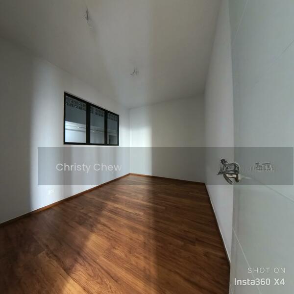 Admiral Residences - 5