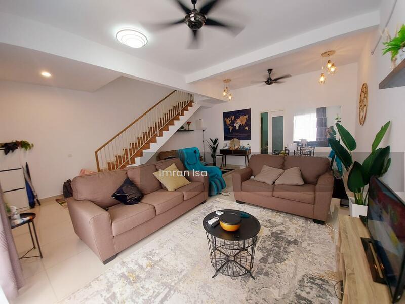 Laman Orkid Nilai Impian - 2