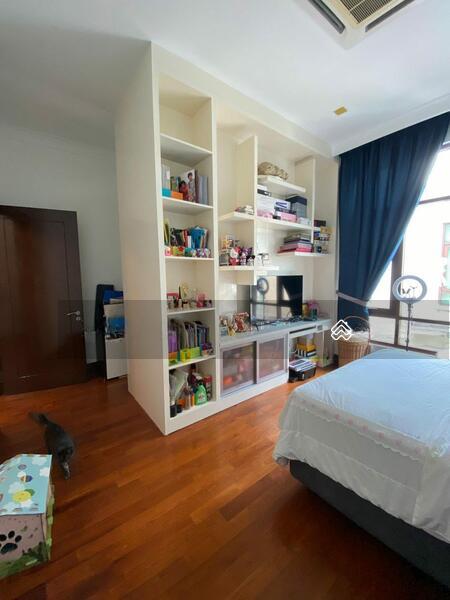 Kiara Hills - 2