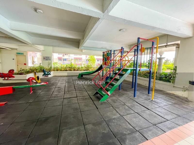 Mutiara Sentul - 4