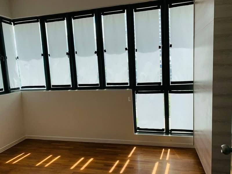 Infiniti 3 Residences - 5