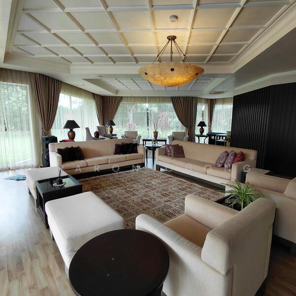 Single Storey Bungalow @ Leisure Farm - 1