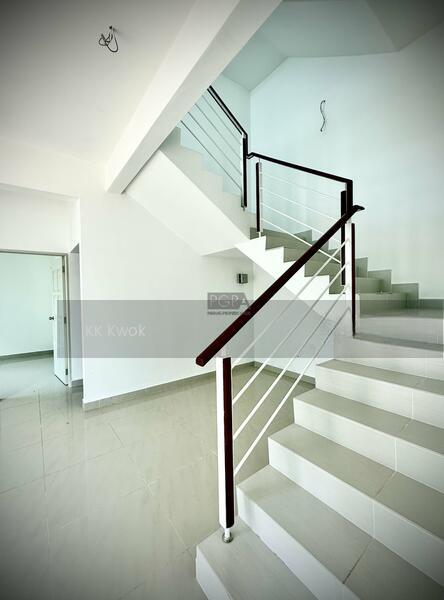 Beverly Hills 3 Storey Terrace Corner Unit - 4