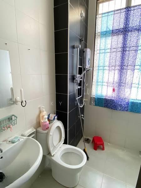 Taman Seri Austin Lake View 2 Storey Corner 38x70 Unblock - 4