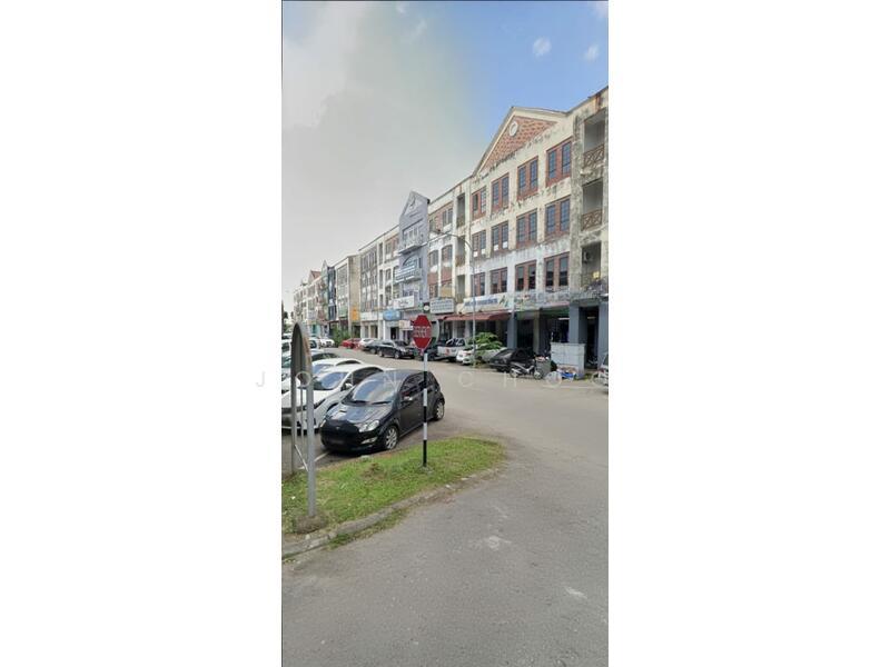 Bandar Indahpura - 1