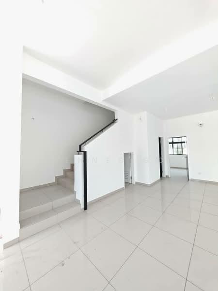 The Tate Eco Botanic 2 - 3