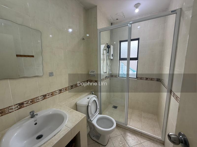 2.5-storey Terraced House at Jalil Sutera - 5