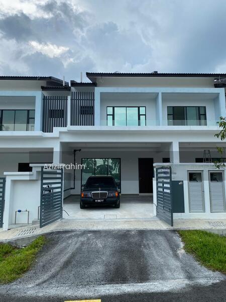 2 Storey Taman Semarang Intan Dengkil - 1