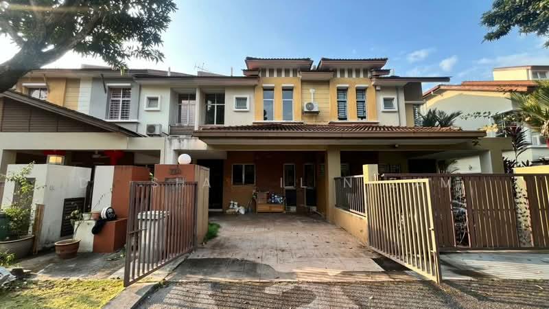 Facing Open & Partially Furnished @ Bandar Bukit Puchong 2 - 1